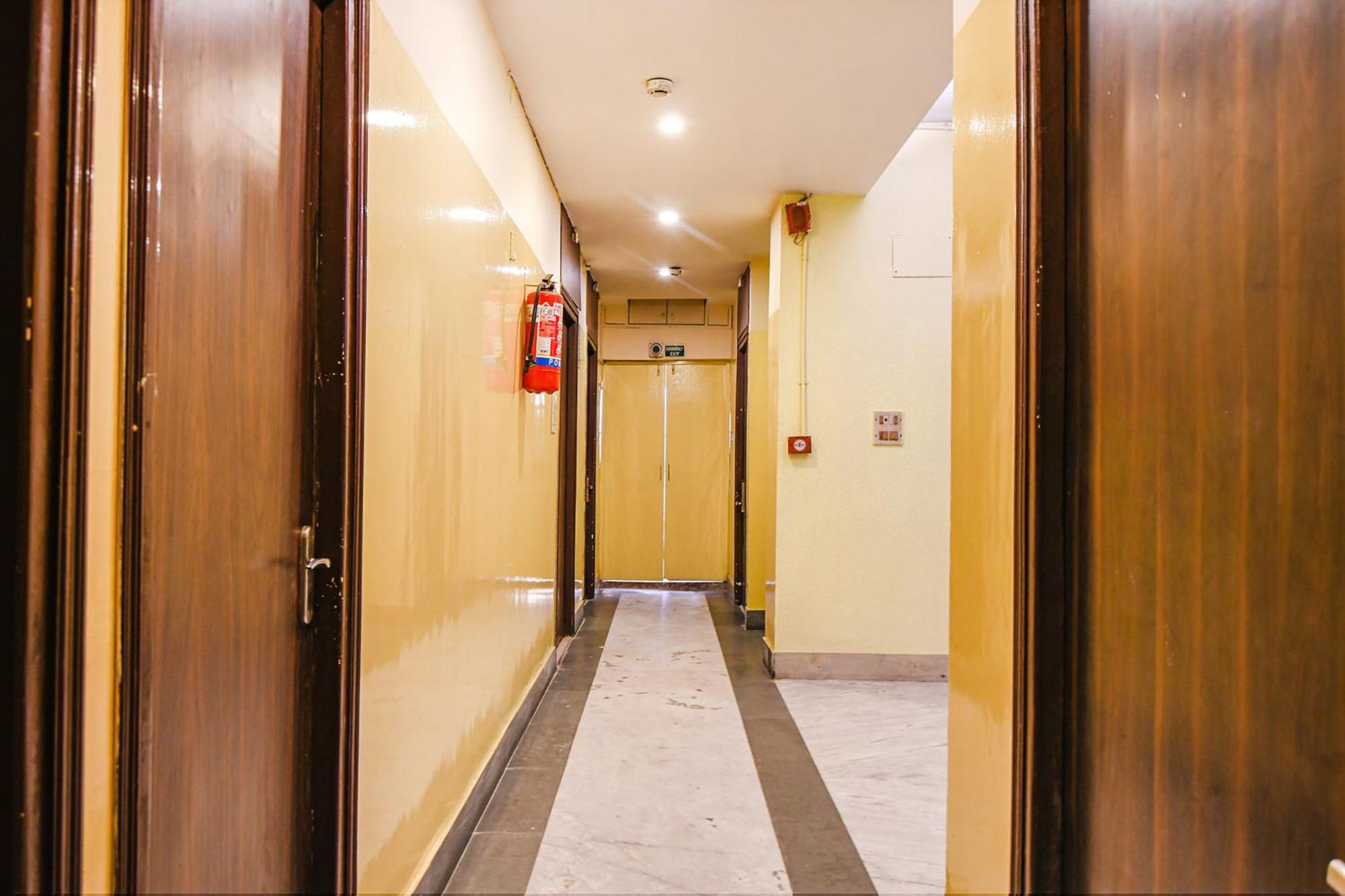 Fabhotel Aayash - Nr City Center Metro Station Calcutá Exterior foto